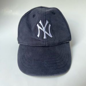 New York Yankees Baseball Hat MLB Genuine Merchandise Newborn size 47 Brand